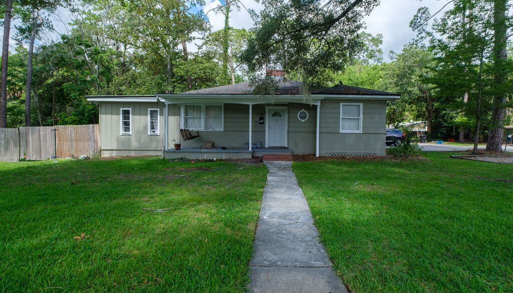 Student housing near UF