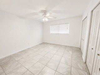 615 NW 15 St -photo 3
